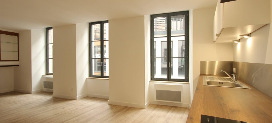 Rénovation d’un immeuble à Aurillac (15) 