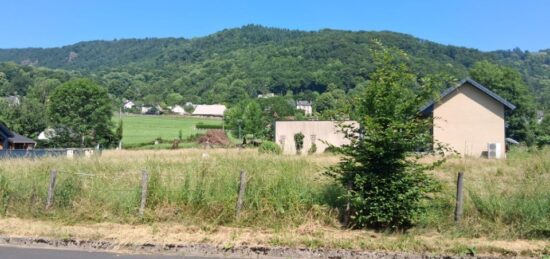 Terrain à bâtir à Polminhac, Auvergne-Rhône-Alpes