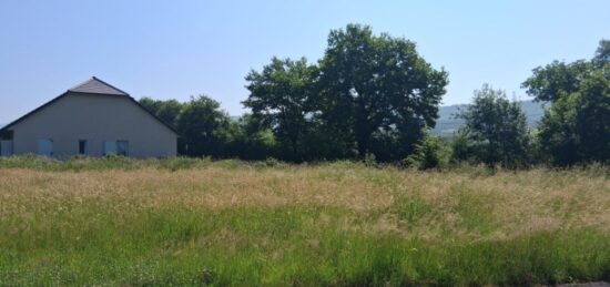 Terrain à bâtir à Polminhac, Auvergne-Rhône-Alpes