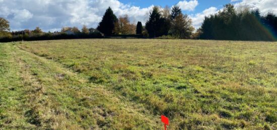 Terrain à bâtir à Roannes-Saint-Mary, Auvergne-Rhône-Alpes
