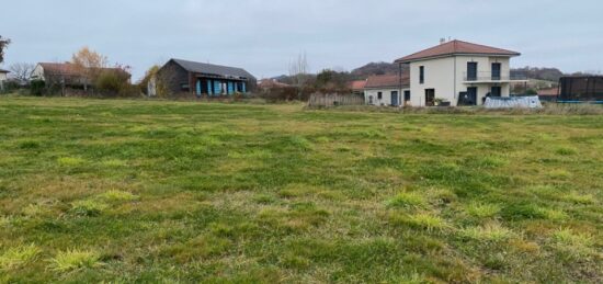 Terrain à bâtir à Ytrac, Auvergne-Rhône-Alpes